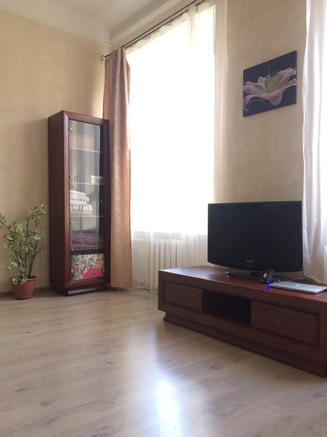 2-Kh Kom-Ia Kvartira V Tsentre Odessy 오데사 외부 사진